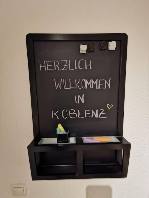 Schoene Und Ruhige Wohnung Direkt An Der Mosel Coblenza Exterior foto
